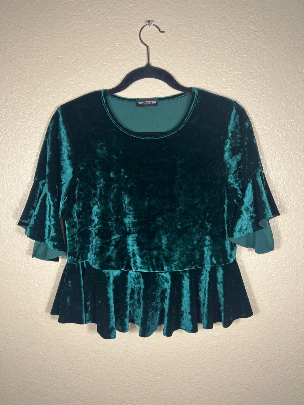 PrettyLittleThing Teal/GreenVelvet Ruffle Peplum Top